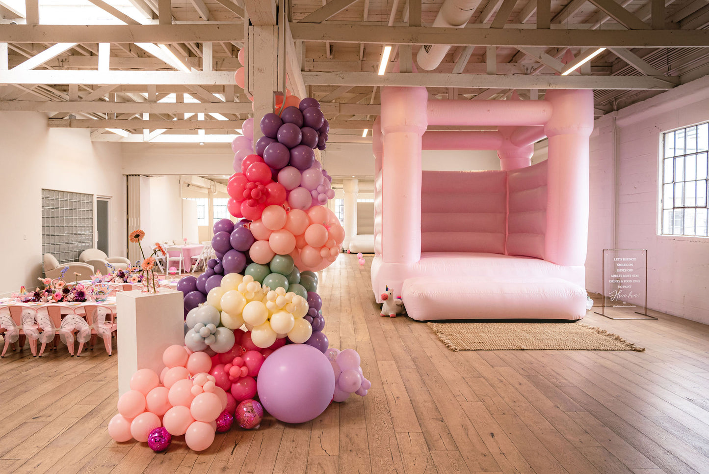 Kanan mini Bounce House