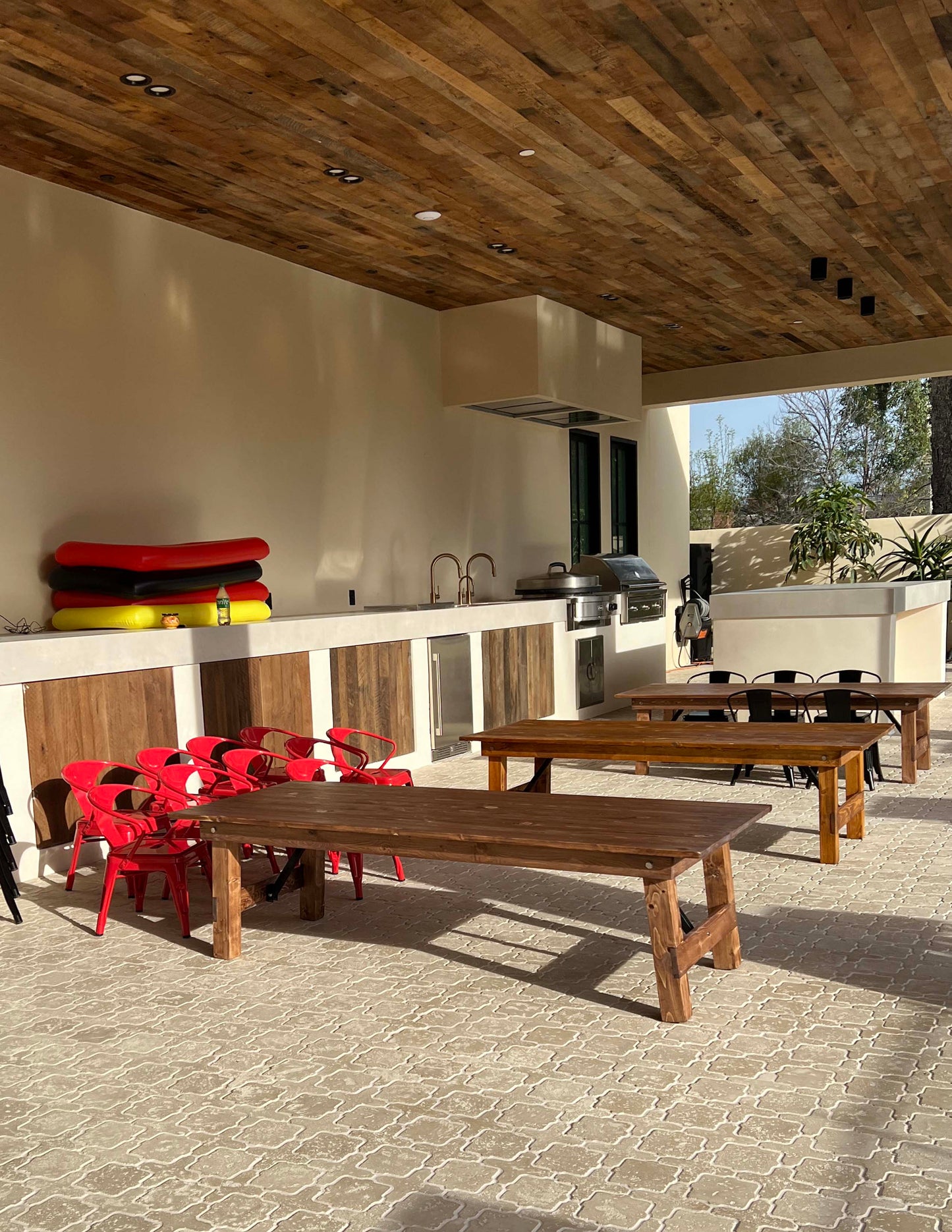 Kids Solid Pine Farm Table - Natural Wood