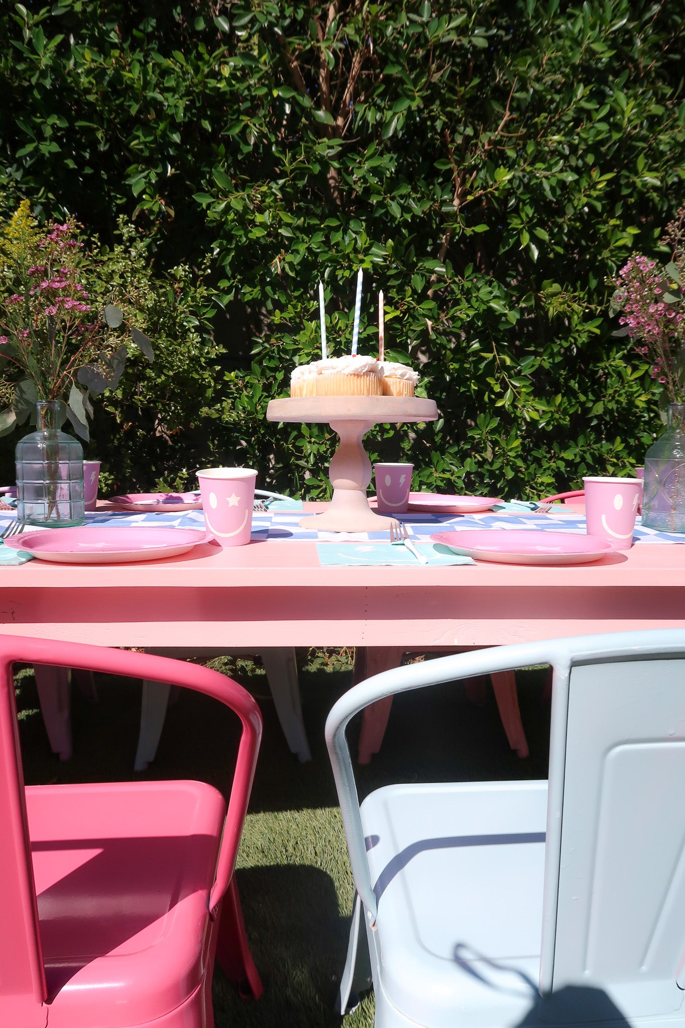 Kids Farm Table in Pink