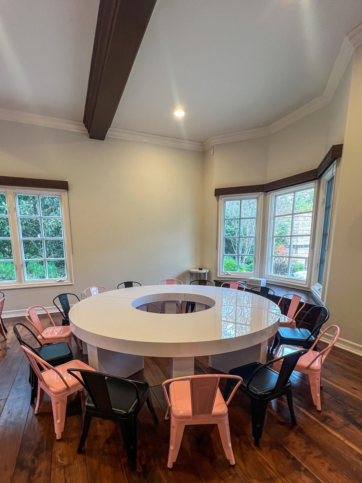 Kids Round Table
