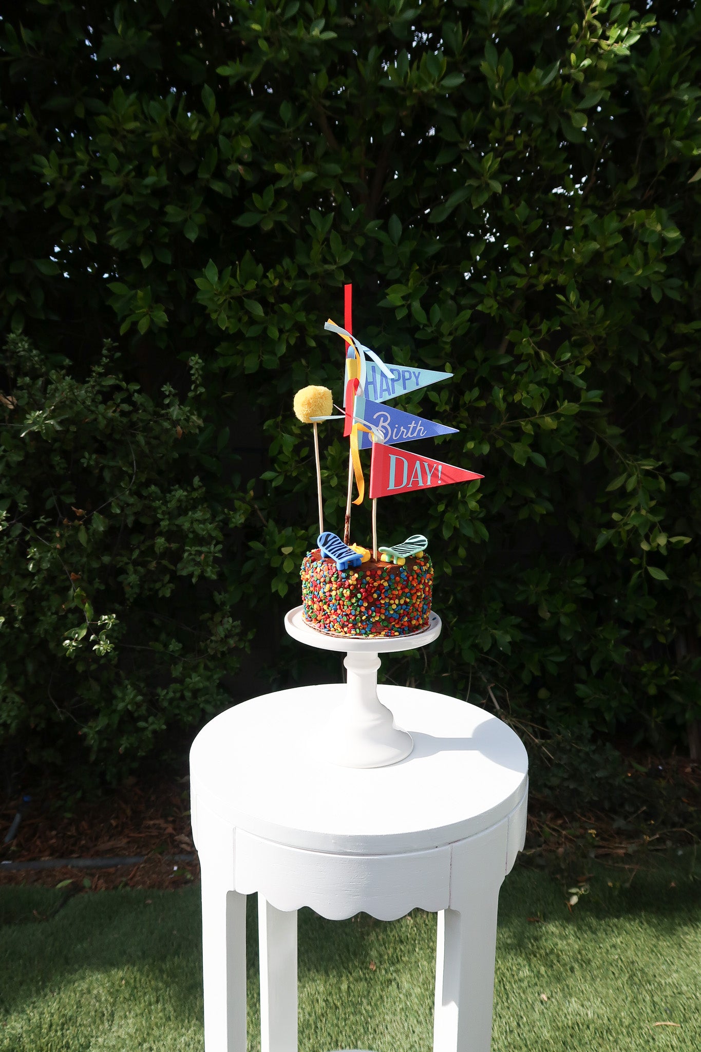 Petite Pedestal Cake Stand - New!