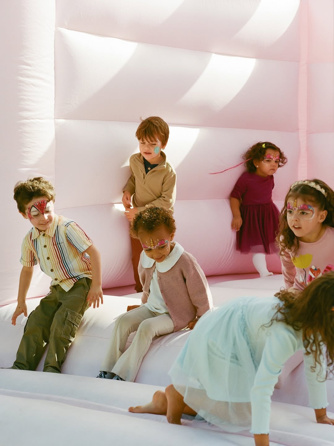 Kanan mini Bounce House