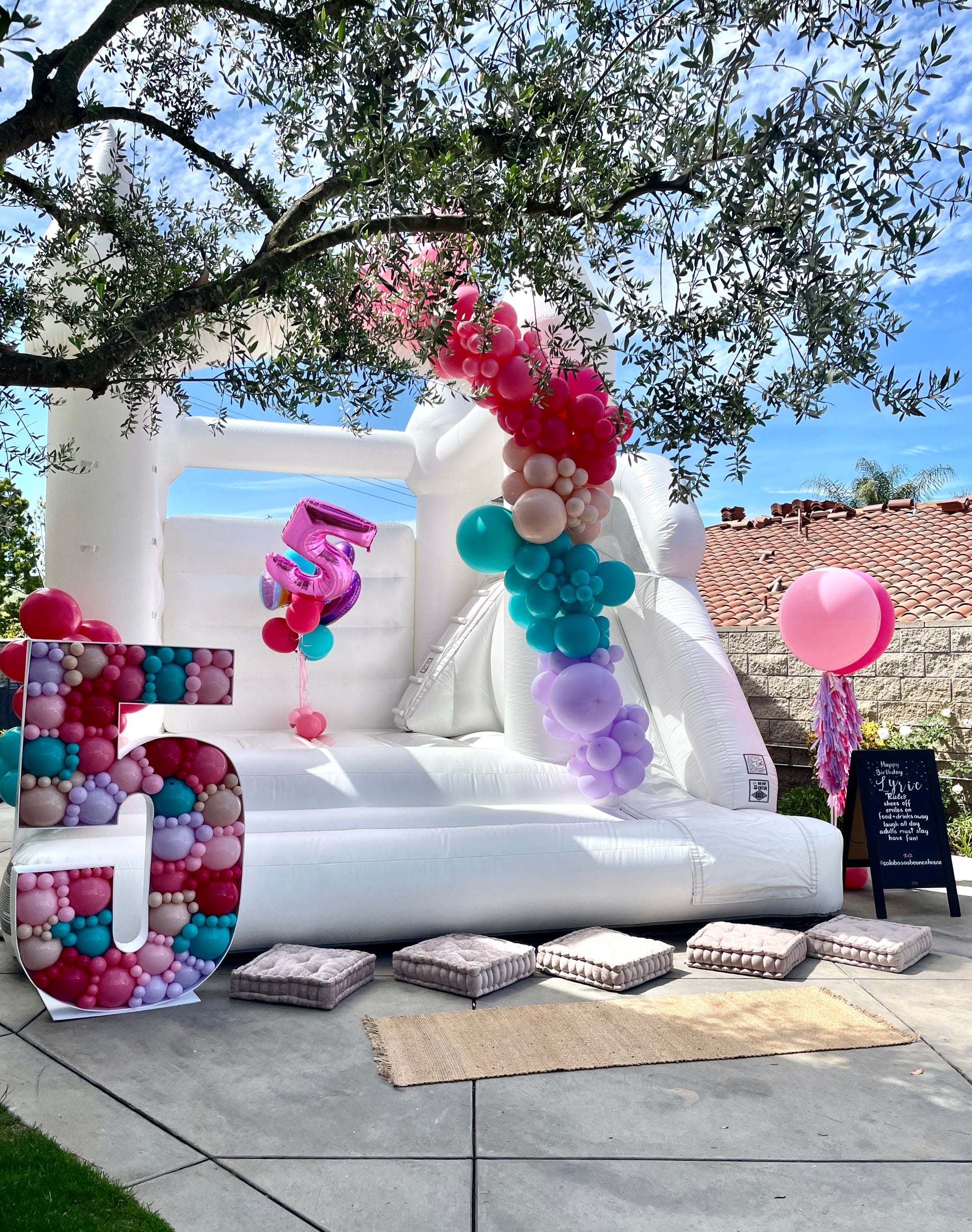 Calabasas Bounce House, party rental, White Bounce House Los Angeles, White Bounce House ventura county, party rental los angeles, party rental ventura county, bounce house calabasas, kids party los angeles, kids party los angeles, calabasas party rentals, Malibu bounce house, malibu party rentals, malibu kids party