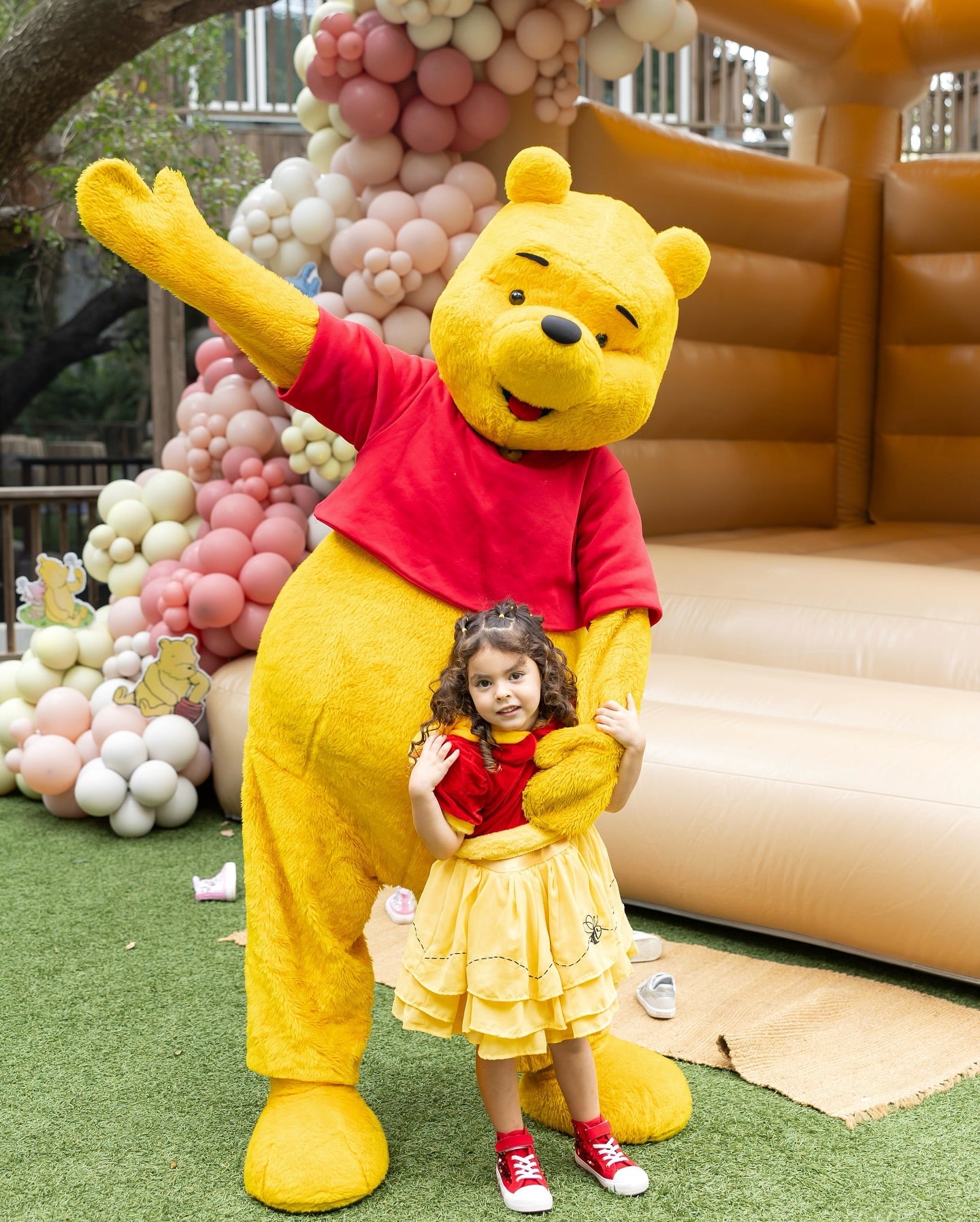 Agoura Hills Kids Dining Set