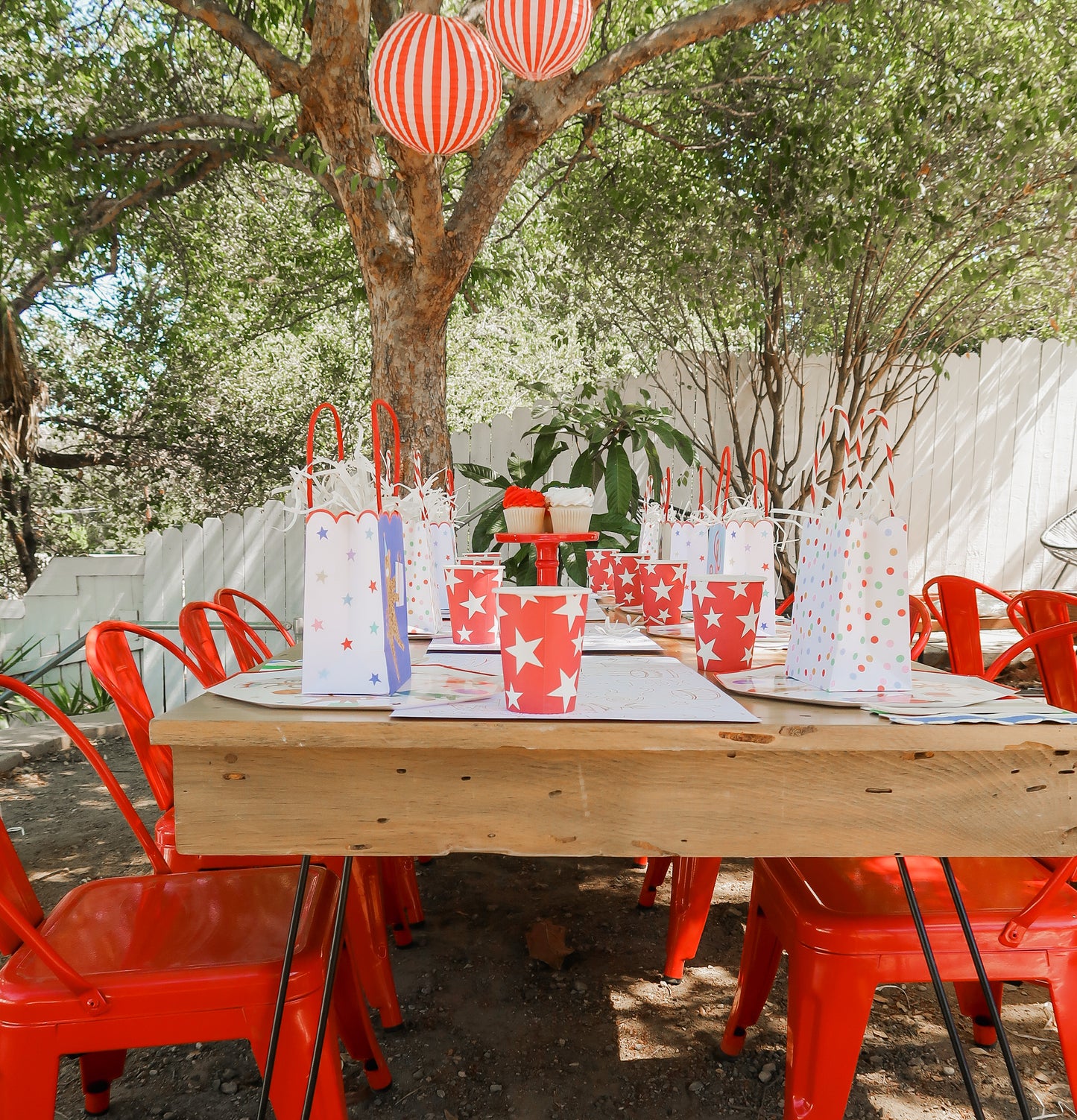 Ashwood Kids Dining Set -New!
